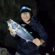 EkaaaE